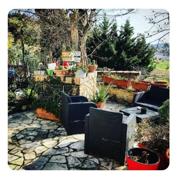 شقة La Casina Di Ancicucco 1 سان جيمينيانو المظهر الخارجي الصورة